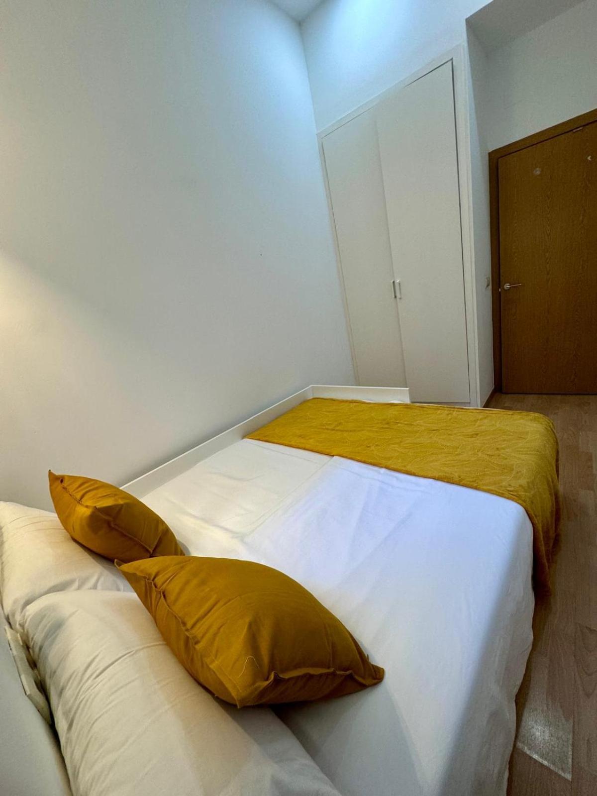 Pamis Apartament Sants, Barcelona Buitenkant foto