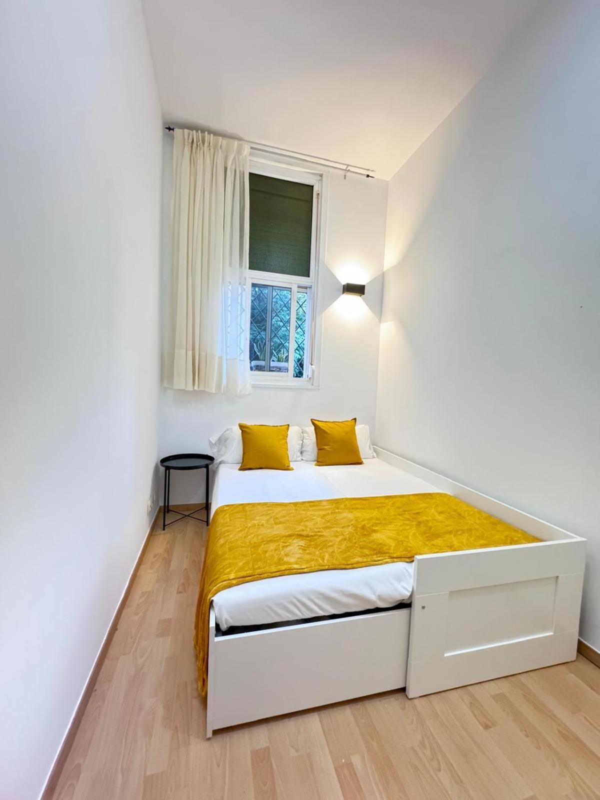 Pamis Apartament Sants, Barcelona Buitenkant foto
